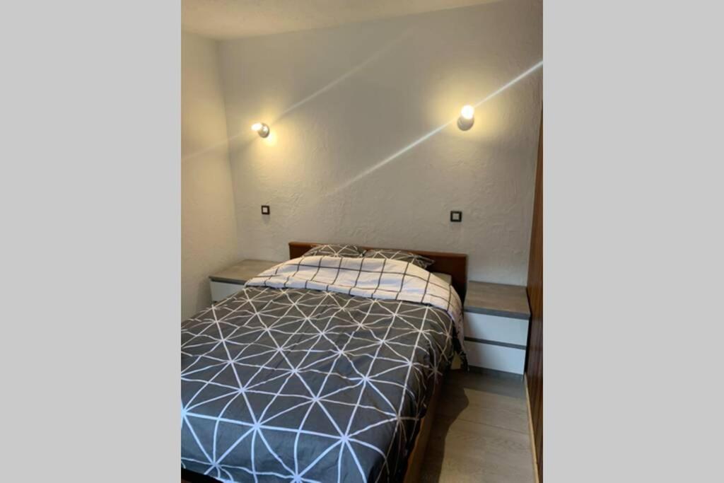Superbe Appartement Avec Parking Gratuit Sur Place บูร์-แซ็งต์-โมริซ ภายนอก รูปภาพ
